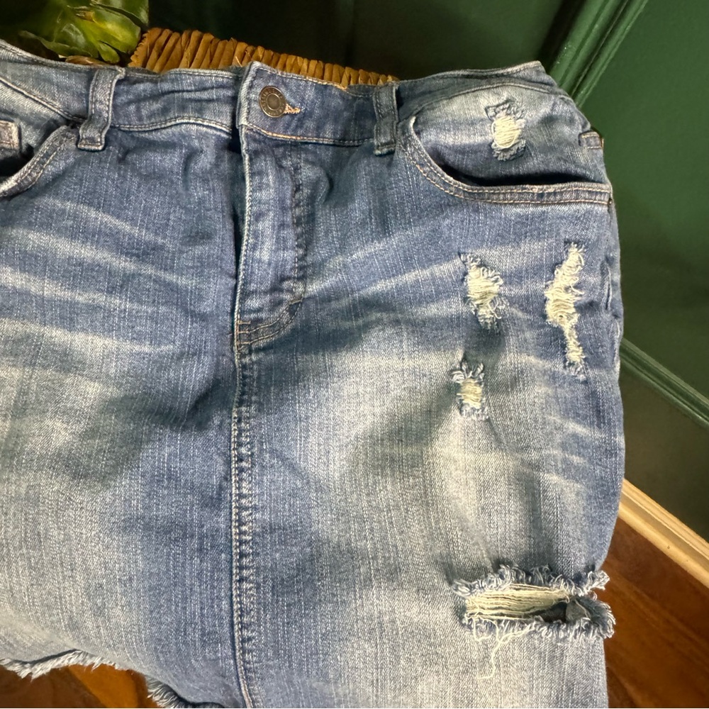 Mossimo Supply Co. Blue Distressed Denim Skirt - Picture 3 of 6